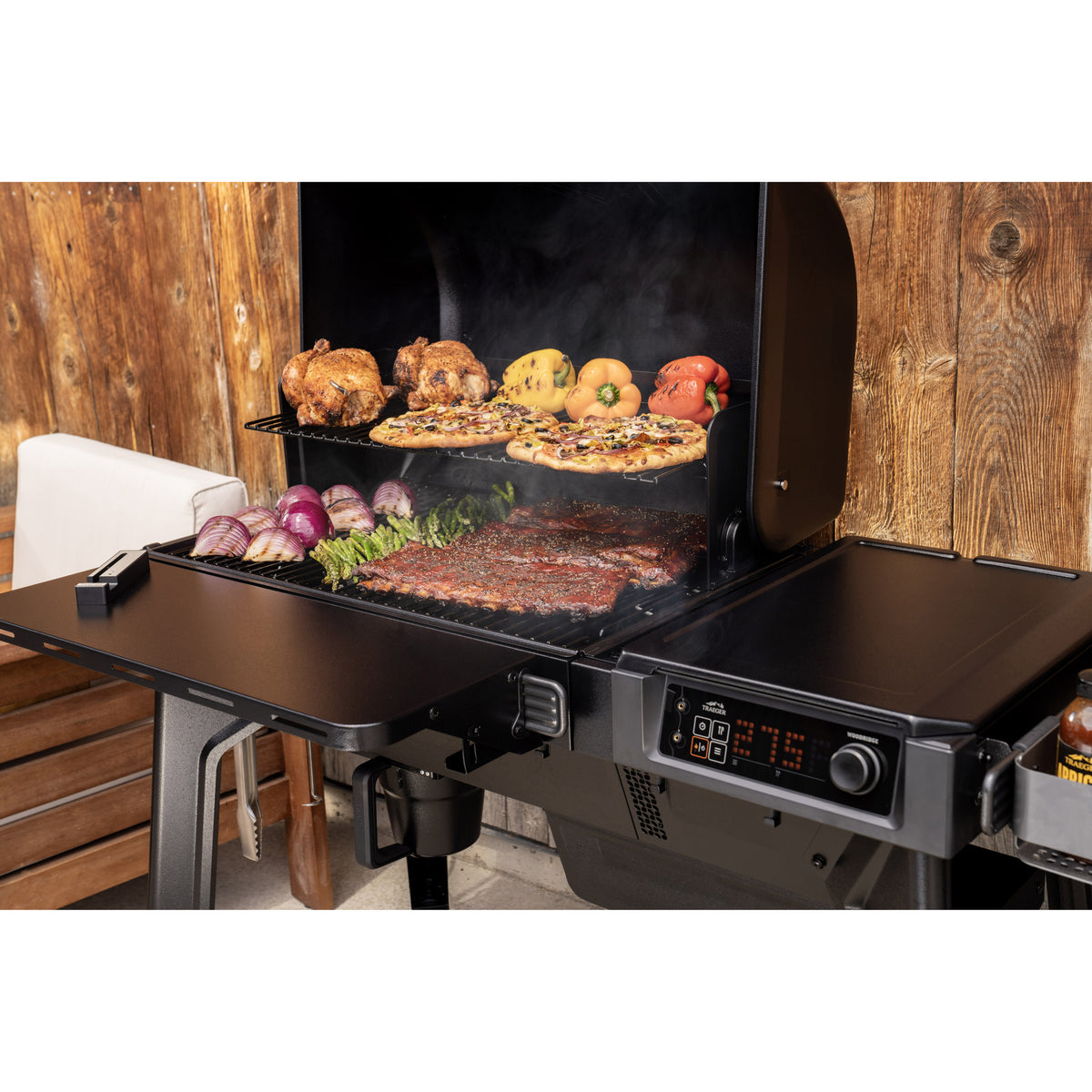 Traeger woodridge pellet grill (sort, wifire)