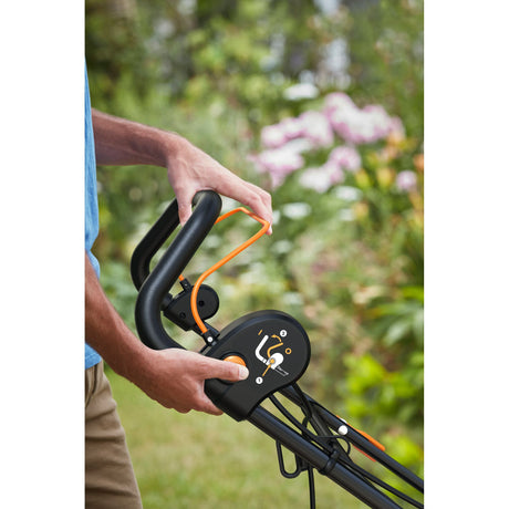 Black+decker grasmaaier 34cm maaibreedte 1400w bemwp340-qs