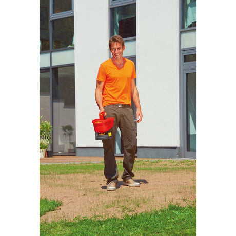 Wolf-garten universal håndspreder we-b - spredebredde justerbar 0,5 m-2,5 m - batteridrev - kapacitet 3 liter