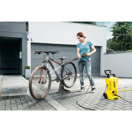 Kärcher k2 power control højtryksrenser - 110 bar - 360 l h - 20 m² h - app support - velegnet til bl.a. små biler - cykler - havemøbler - havestole