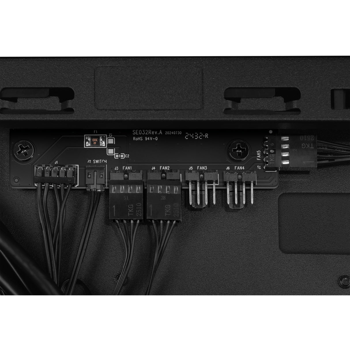 Asus proart pa401 wood edition - metalpanel midi tårnhus (sort | 2x USB-A | 1x USB-C)
