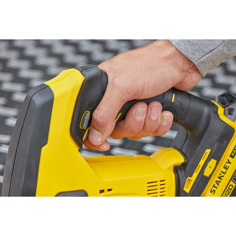 Stanley sfmcs600m2k fatmax® v20 batteristiksav 18v 4.0ah i kuffert