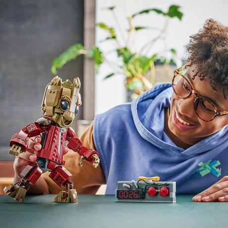 Lego marvel large i ravager jumpsuit - bygbart superheltelegetøj til børn - 76341