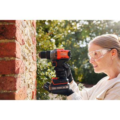 Black+decker 18v skruetrækker + 18v oscillerende multiværktøjsbundt (sort orange)