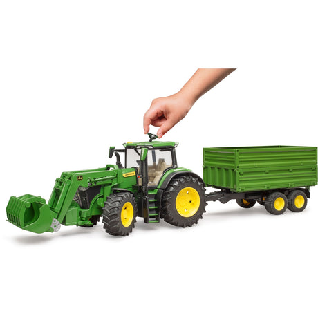 Bruder traktor John Deere 7R 350 med trailer