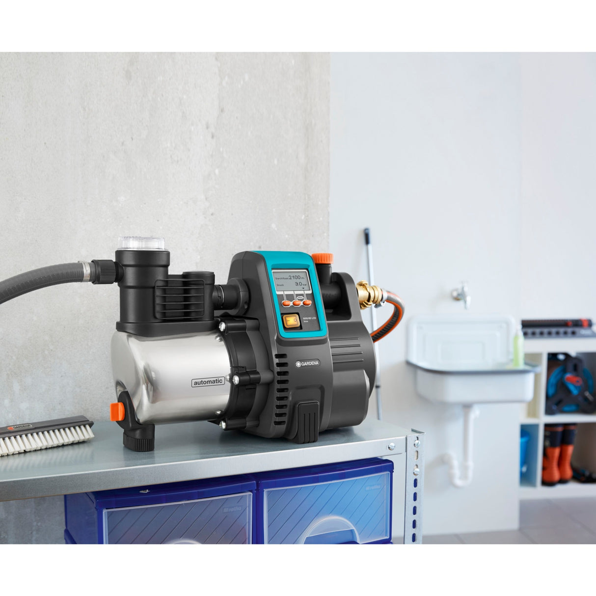 Gardena pressurized pump 6000 6 LCD stainless steel (stainless steel black, 1760-20)