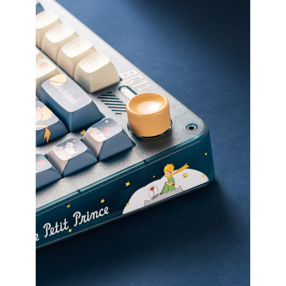 Iqunix zx75 sky støder på trådløst mekanisk tastatur (blåt, us-layout (qwerty), iqunix silent rose, 75%, rgb-lysdioder, hot-swappable, double-shot pbt, 2,4ghz | bluetooth 5.1 | usb-c)
