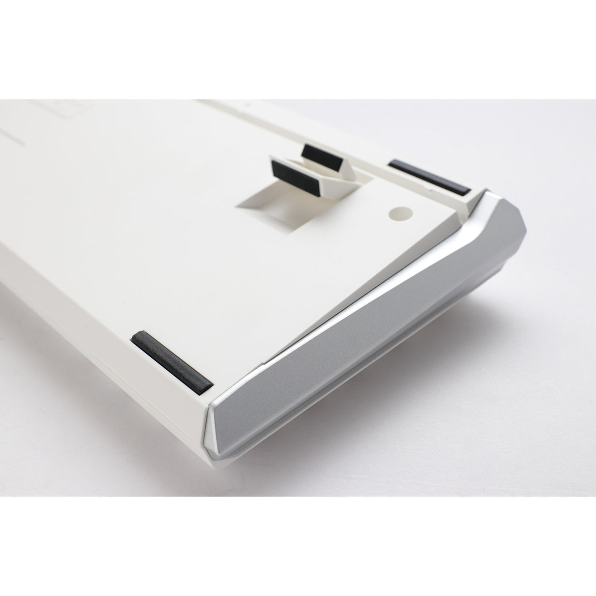Ducky one 3 classic pure white, tastatur (hvid, us-layout, cherry mx blue, rgb led, double-shot pbt, hot-swappable, quack mekanik)