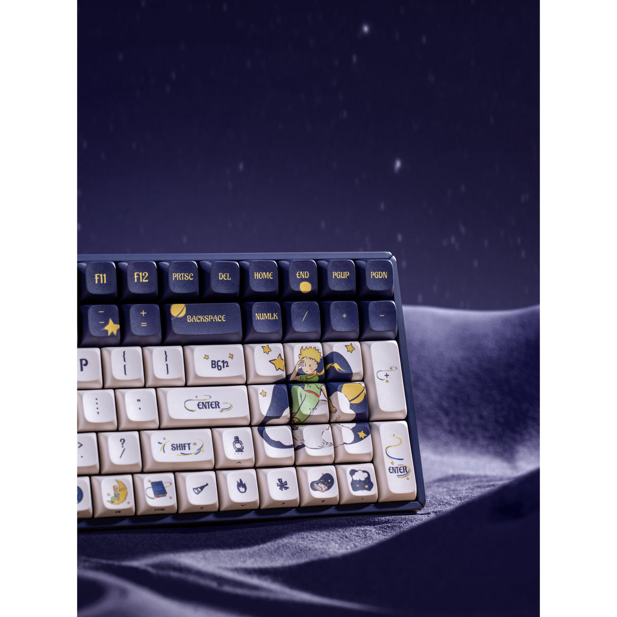 Iqunix f97 starry tryst rgb mekanisk gaming-tastatur (mørkeblåt, us-layout (qwerty), gateron rød, 96%, rgb-lysdioder, hot-swappable, pbt, 2.4ghz | bluetooth 5.1 | usb-c)