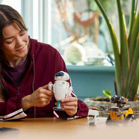 Lego Disney og Pixar Wall-E og Eve - 43279