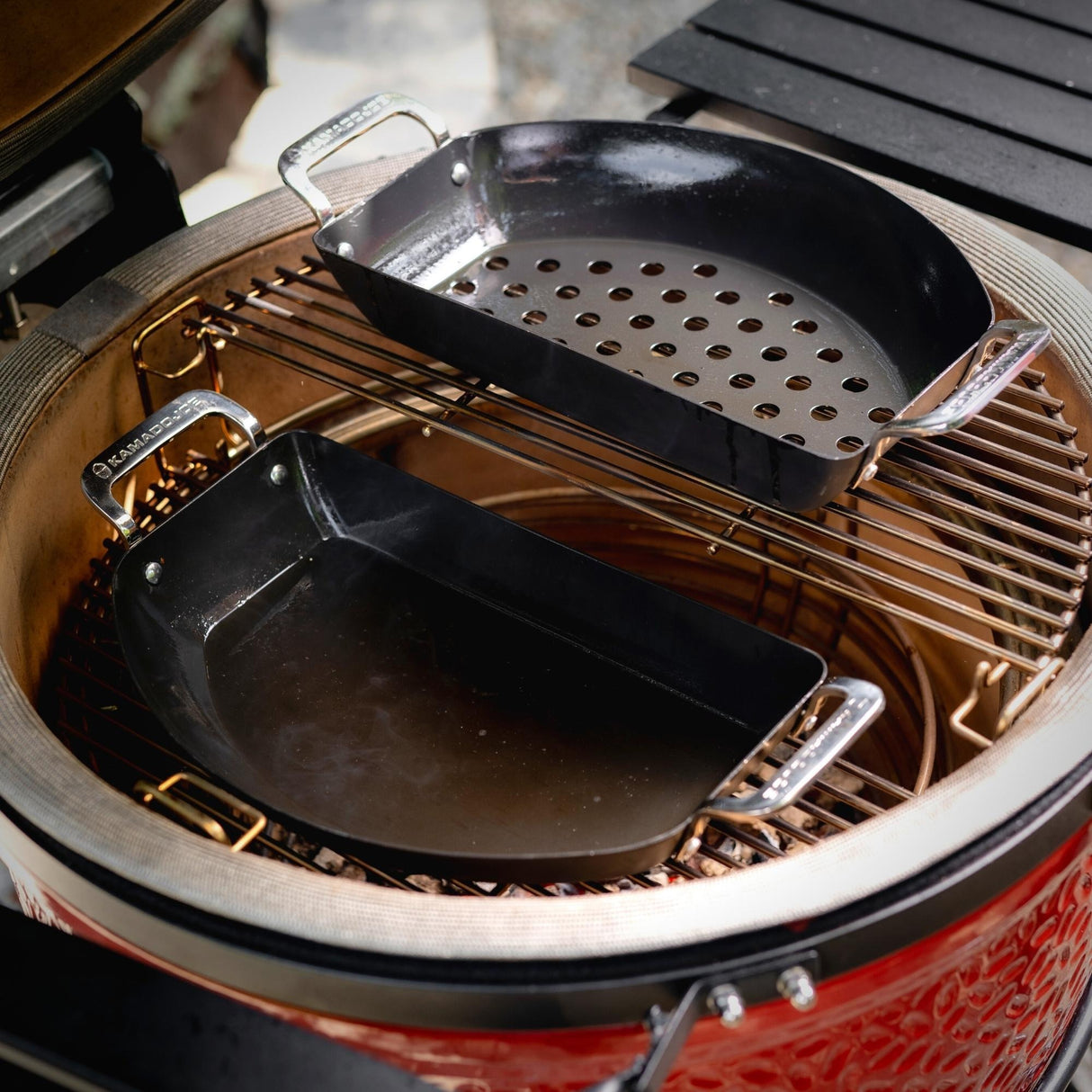 Kamado Joe Karbon Steel Half Moon Pan Set Stegepande