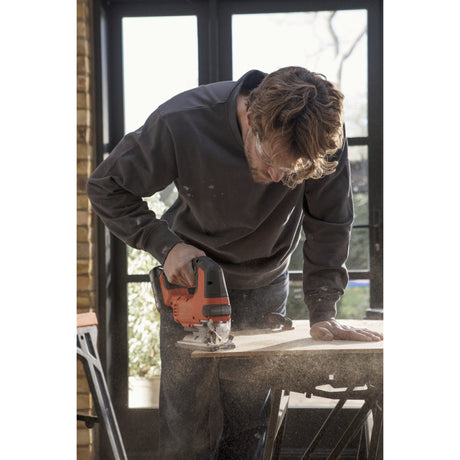 Black+decker blcjs78n-xj 18v decoupeerzaag (zwart oranje, accu en oplader niet inbegrepen)