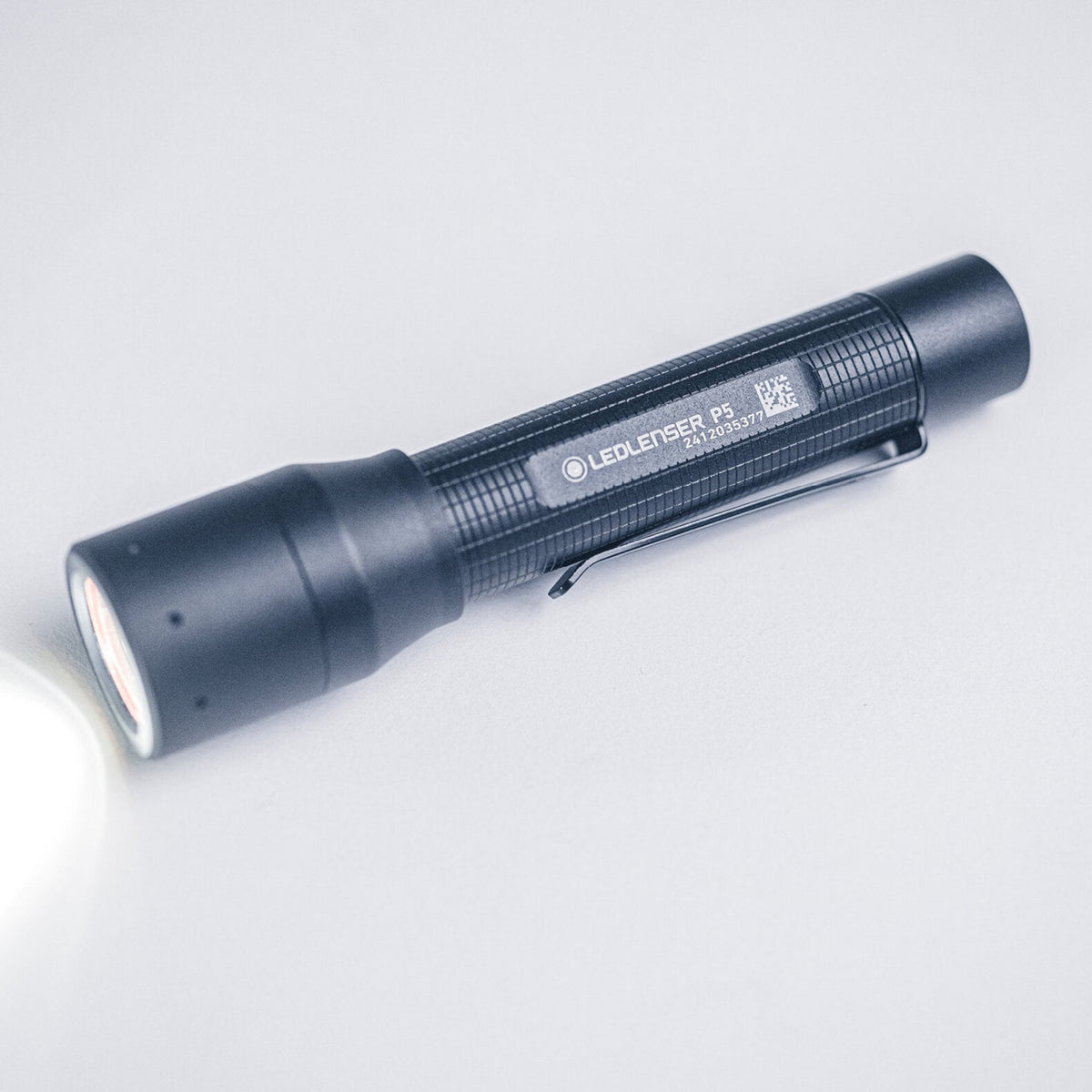 Ledlenser p5 lommelygte (sort, 200 lm, 6000-7500k)