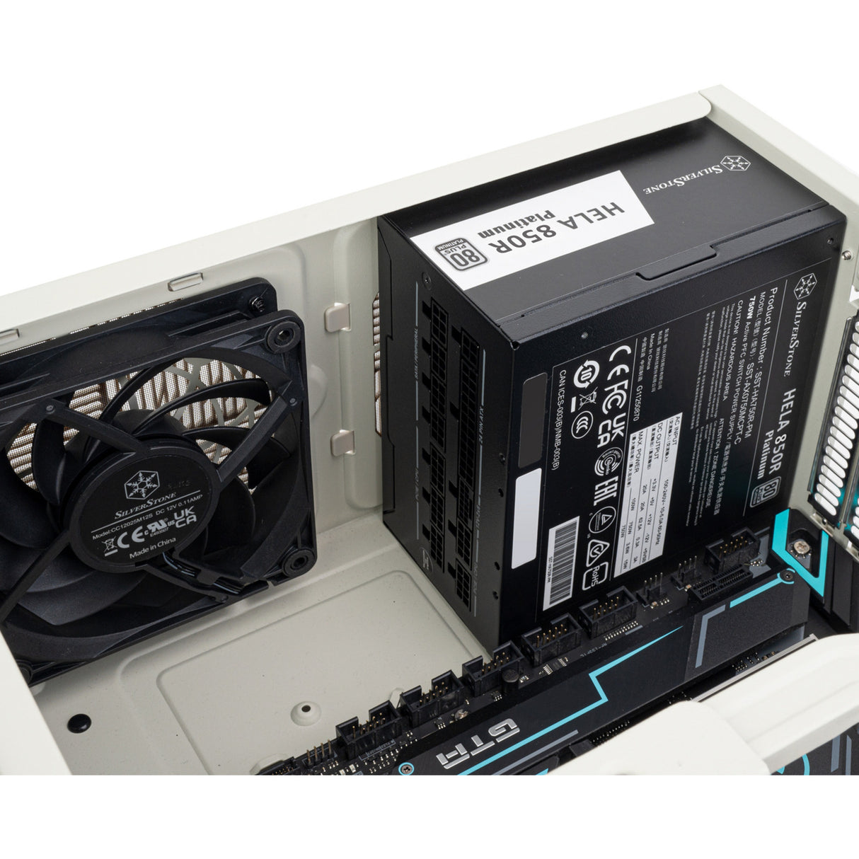 Silverstone FLP01 HTPC-hus (creme | 2x USB-A | 1x USB-C)