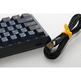 Ducky one 3 pro mini rgb mekanisk gaming-tastatur (sort, us-layout (qwerty), cherry mx2a blue, 60%, rgb led, double-shot pbt, quack mekanik, hot swap)