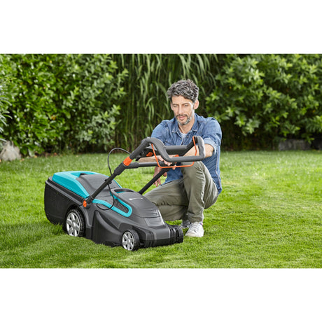 Gardena powermax™ elektrisk plæneklipper - klippebredde 42 cm - græsplæner op til ca. 800 m²