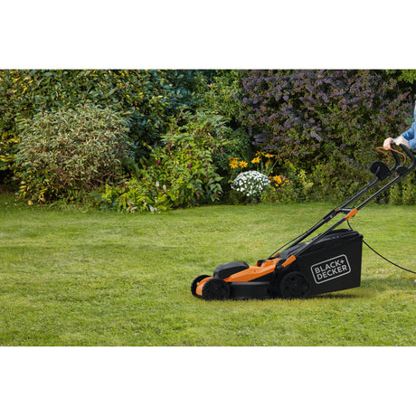 Black+decker grasmaaier 40cm maaibreedte 1800w bemwp400-qs