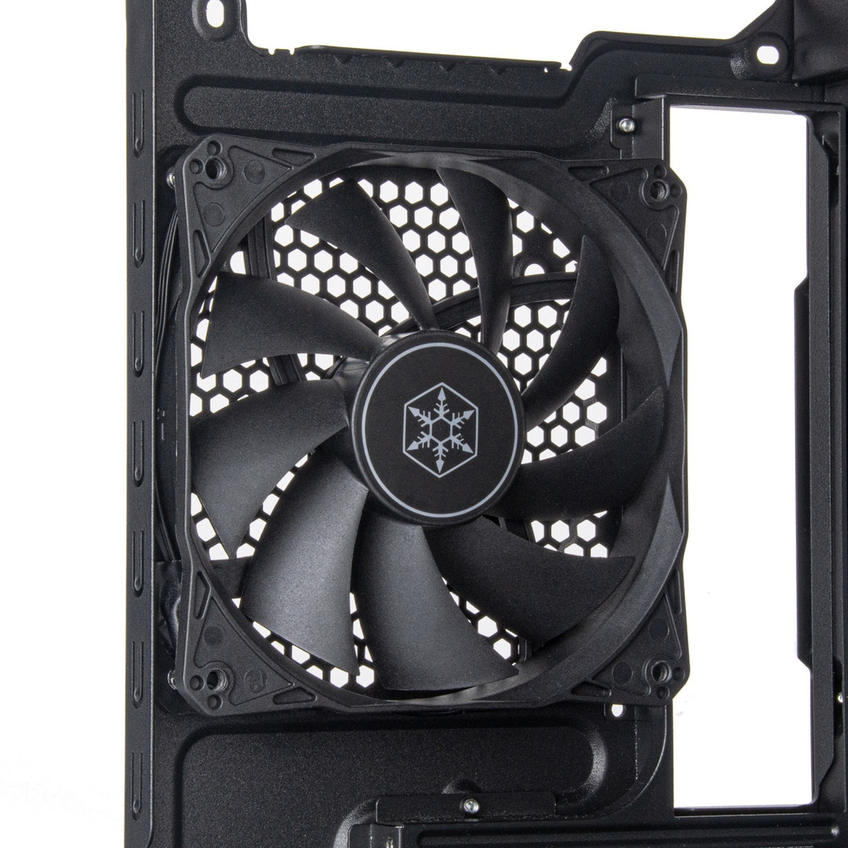 Silverstone fara 311 midi tårnhus (sort | 3x USB-A)