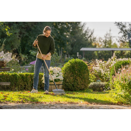 Gardena pureline grashark fsc 100% (grijs houtkleur, 17305-20)