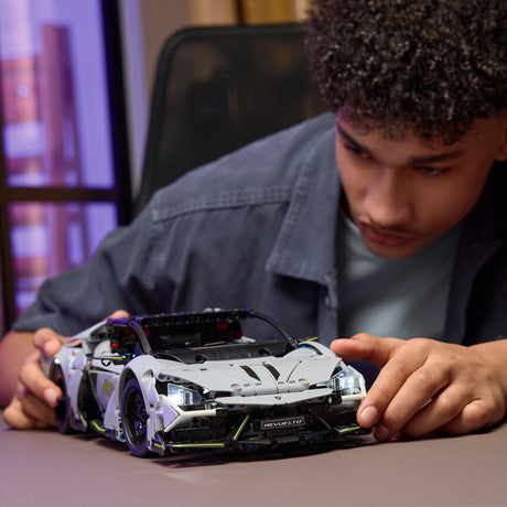 Lego ® technic lamborghini revuelto super sportsvogn - 42214