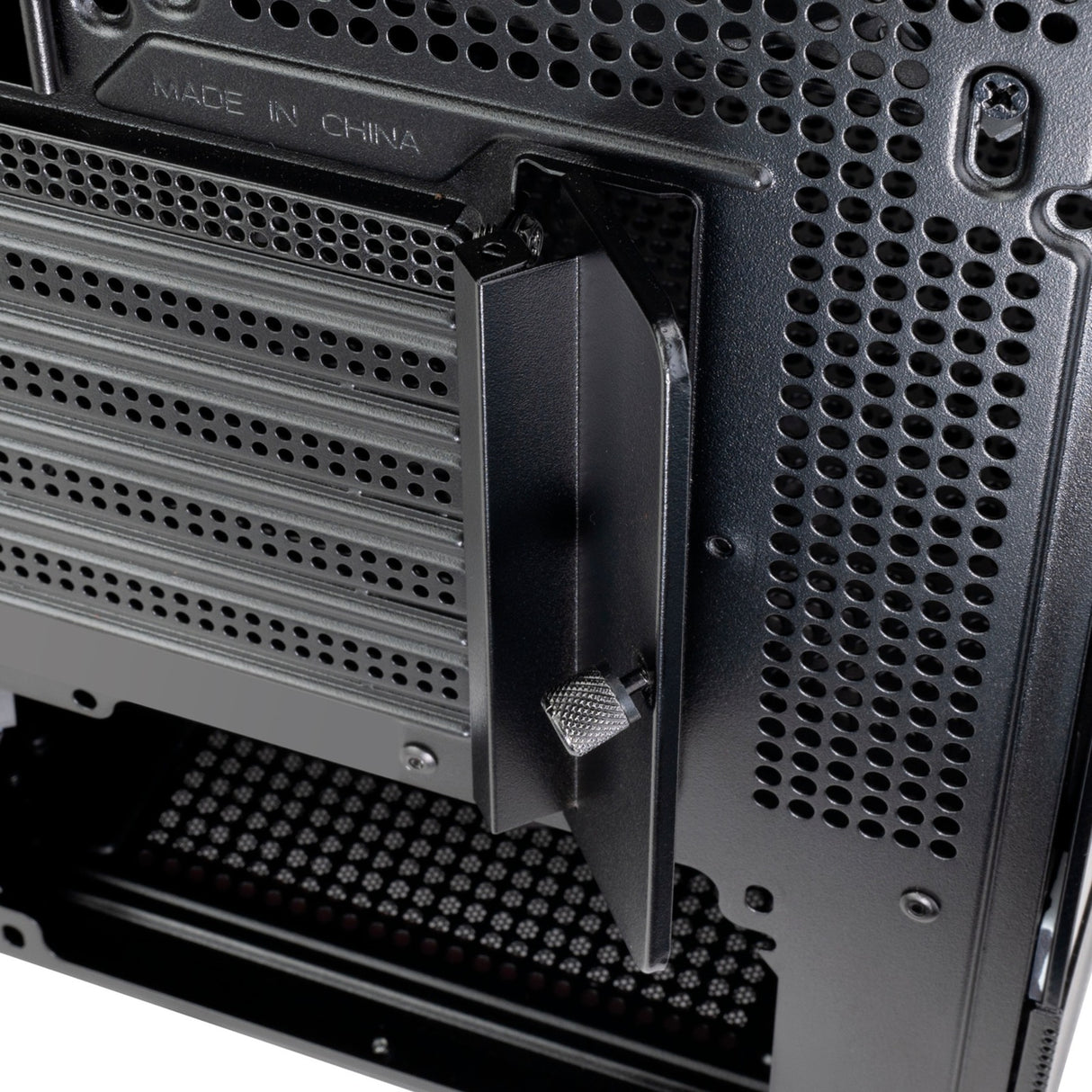 Silverstone lucid 04 mini tårnhus (sort | 2x USB-A | 1x USB-C | RGB | hærdet glas)