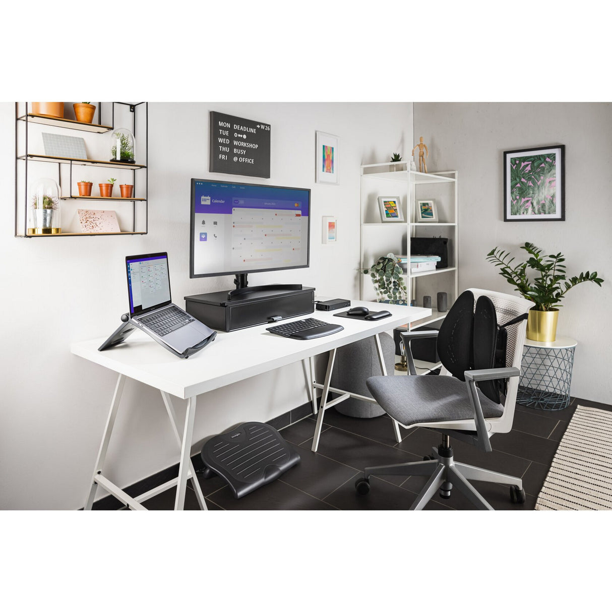 Kensington SmartFit Easy Riser EQ bærbar kølestativ (sort)