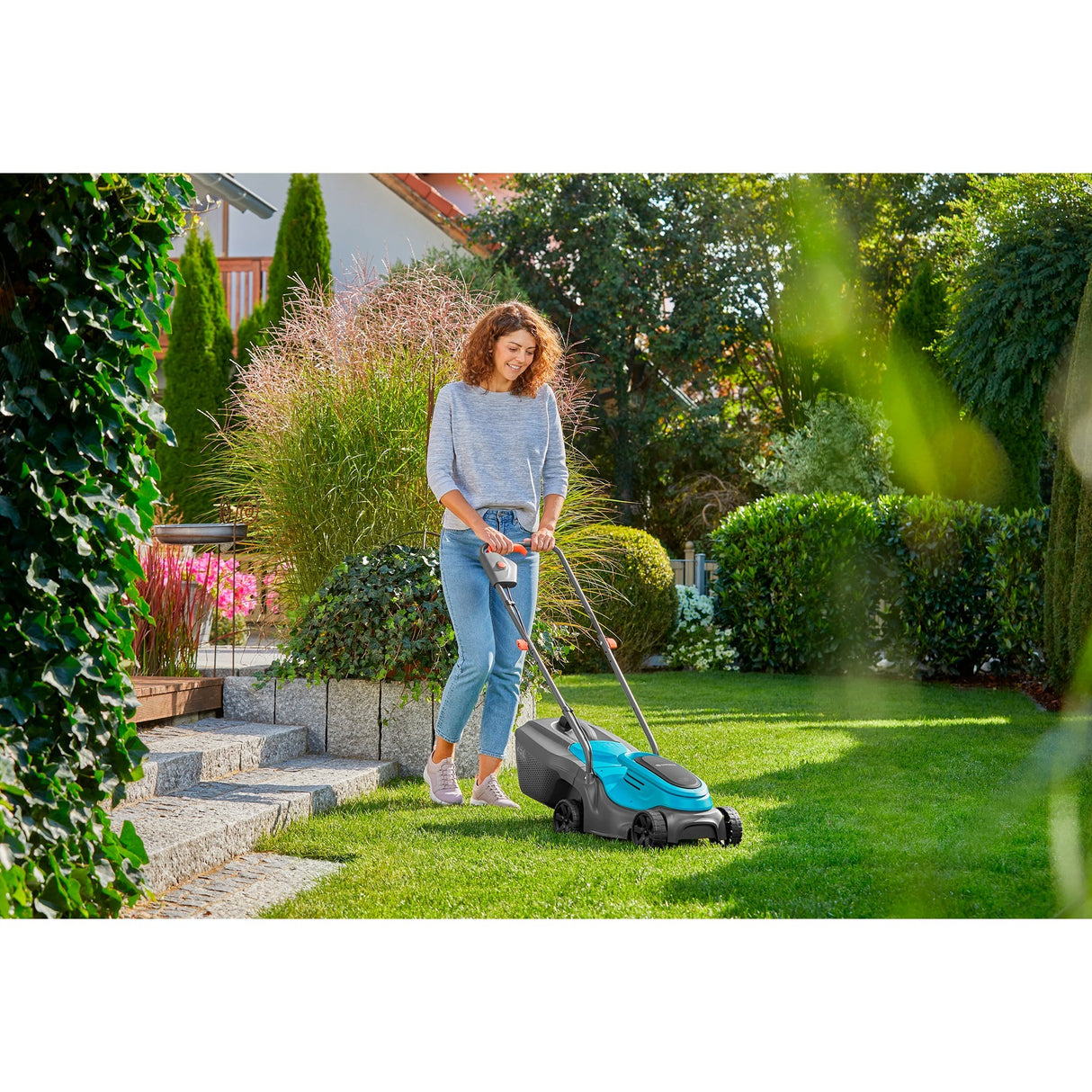 Gardena powermax 30 18v p4a læs plæneklipper batteri inkl. lader 18 v klippebredde max. 300 mm