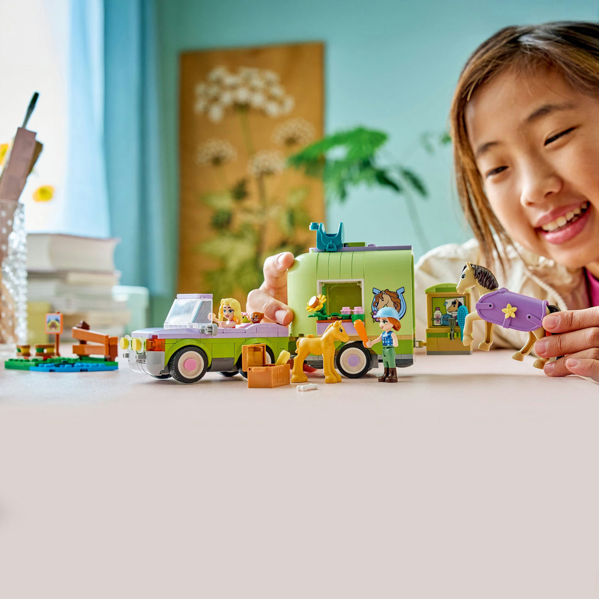 Lego friends 42695 trailer med hest og føl