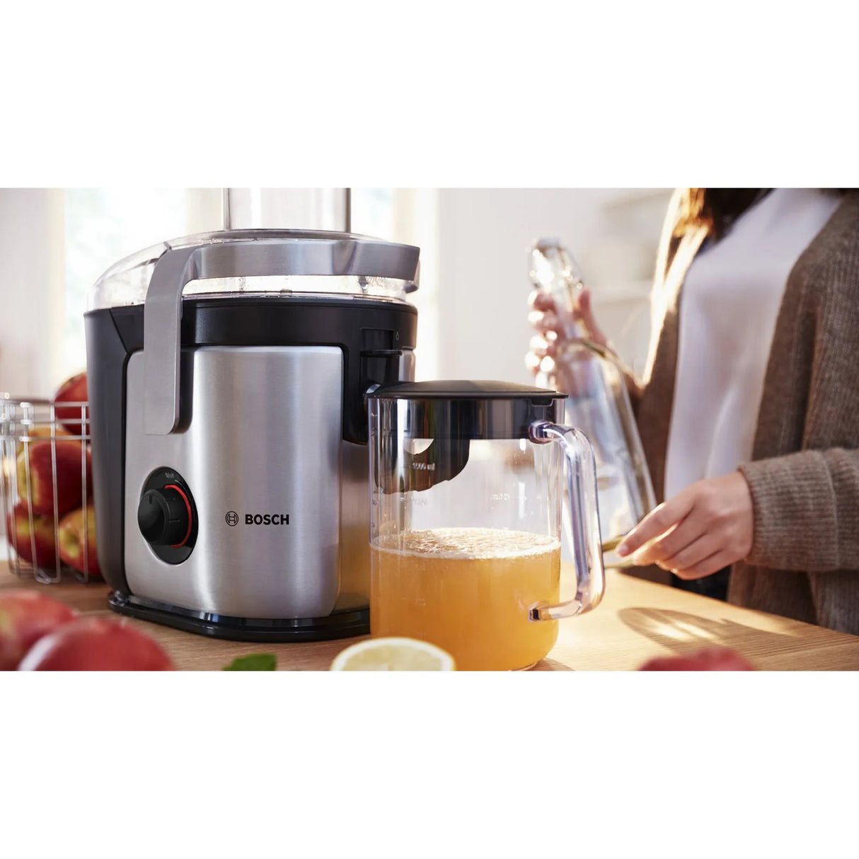 Bosch juicer vitajuice 4 1000 w (sølv sort)
