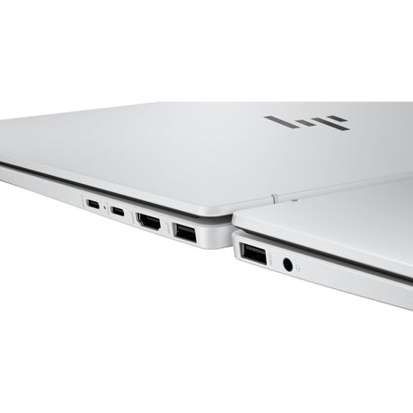 Hp Omnibook 7 Aerongai 13-BG1076nd 13.3 Copilot+ bærbar (sølv | Ryzen AI 7 350 | Radeon 860m | 32 GB | 1 TB SSD)