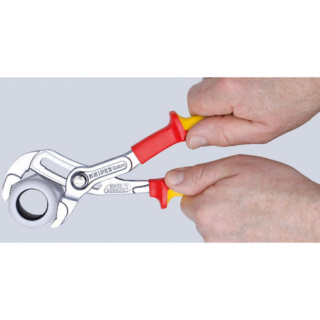 Knipex cobra vde højteknologisk vandpumpetang 87 26 250 Svensk vandpumpetang (rød gul, takkede gribeflader, gennembrudt hængsel)