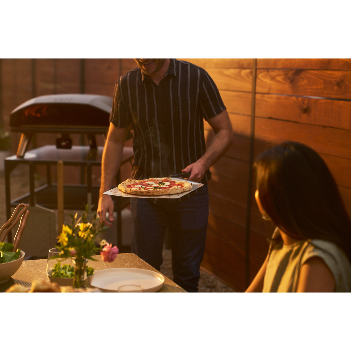Ooni koda 2 max gasdrevet pizzaovn pizzaovn (20" pizza, dobbelt-zone madlavning)
