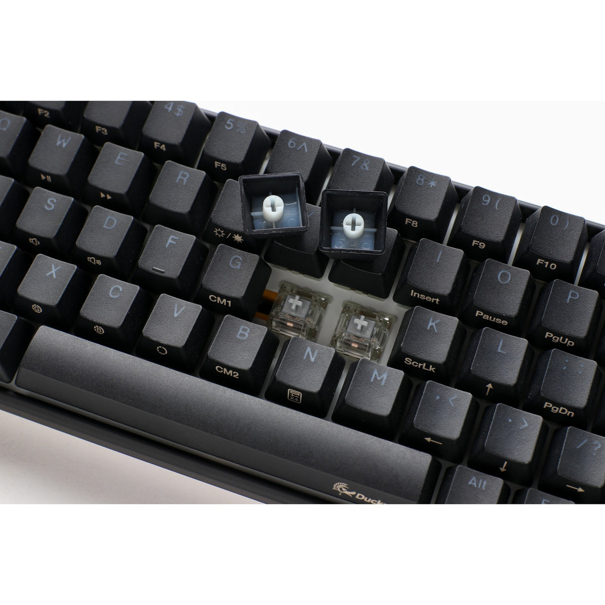 Ducky one 3 klassisk sf rgb mekanisk tastatur (sort, us-layout (qwerty), cherry mx brown, 65%, rgb lysdioder, double-shot pbt, hot-swappable, quack mekanik)
