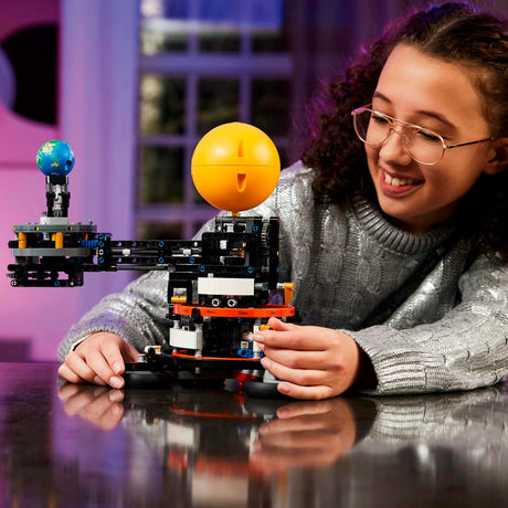 Lego technic - jorden og månen i bevægelse byggelegetøj