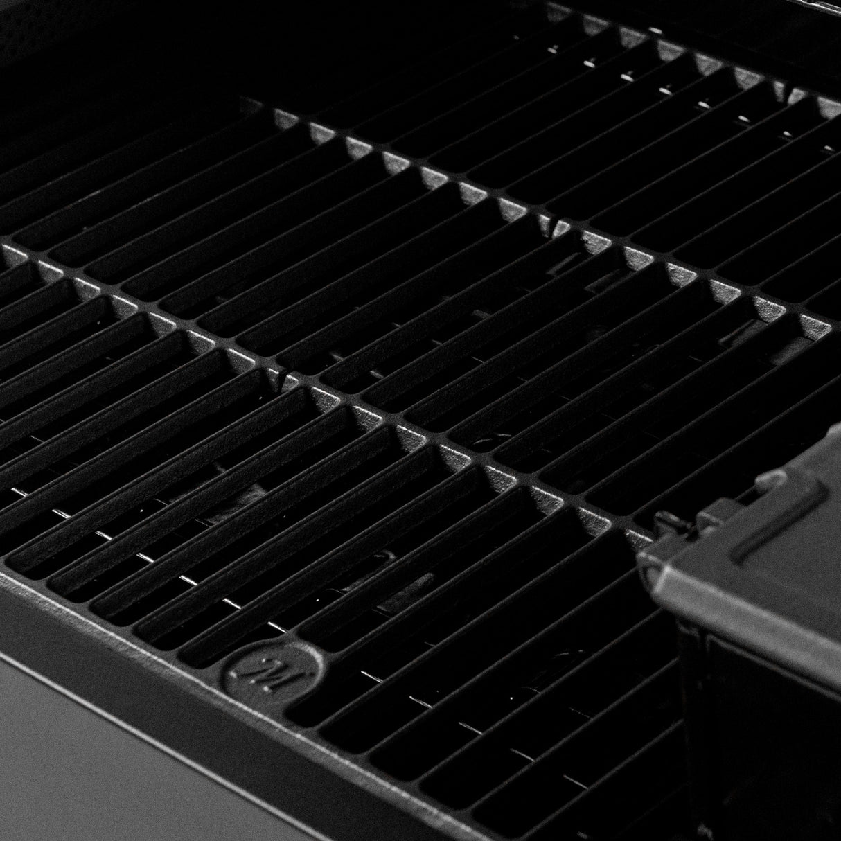 Masterbuilt Autoignite Series 545 Digital kulgrill og ryger (sort, WiFi-kontrol)