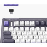 Iqunix og80 lavandin trådløst mekanisk tastatur (lavendel, us-layout (qwerty), cherry mx brown, 80% (tkl), hot-swappable, pbt, 2.4ghz | bluetooth 5.1 | usb-c)