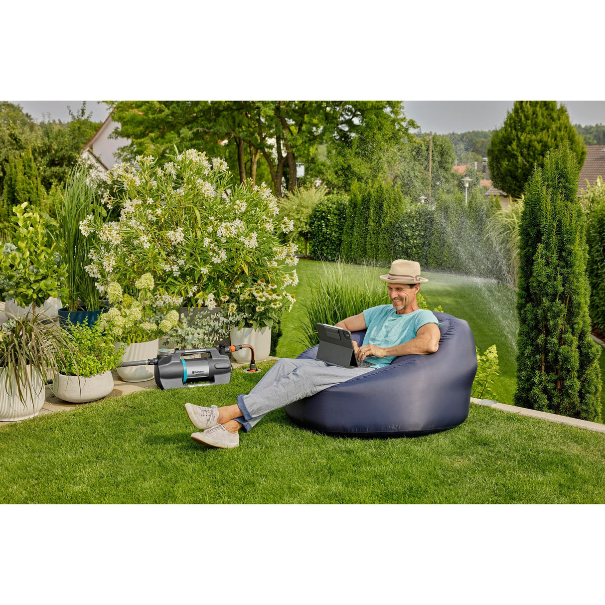 Gardena vandpumpe 5600 silent+ (sort sølv)