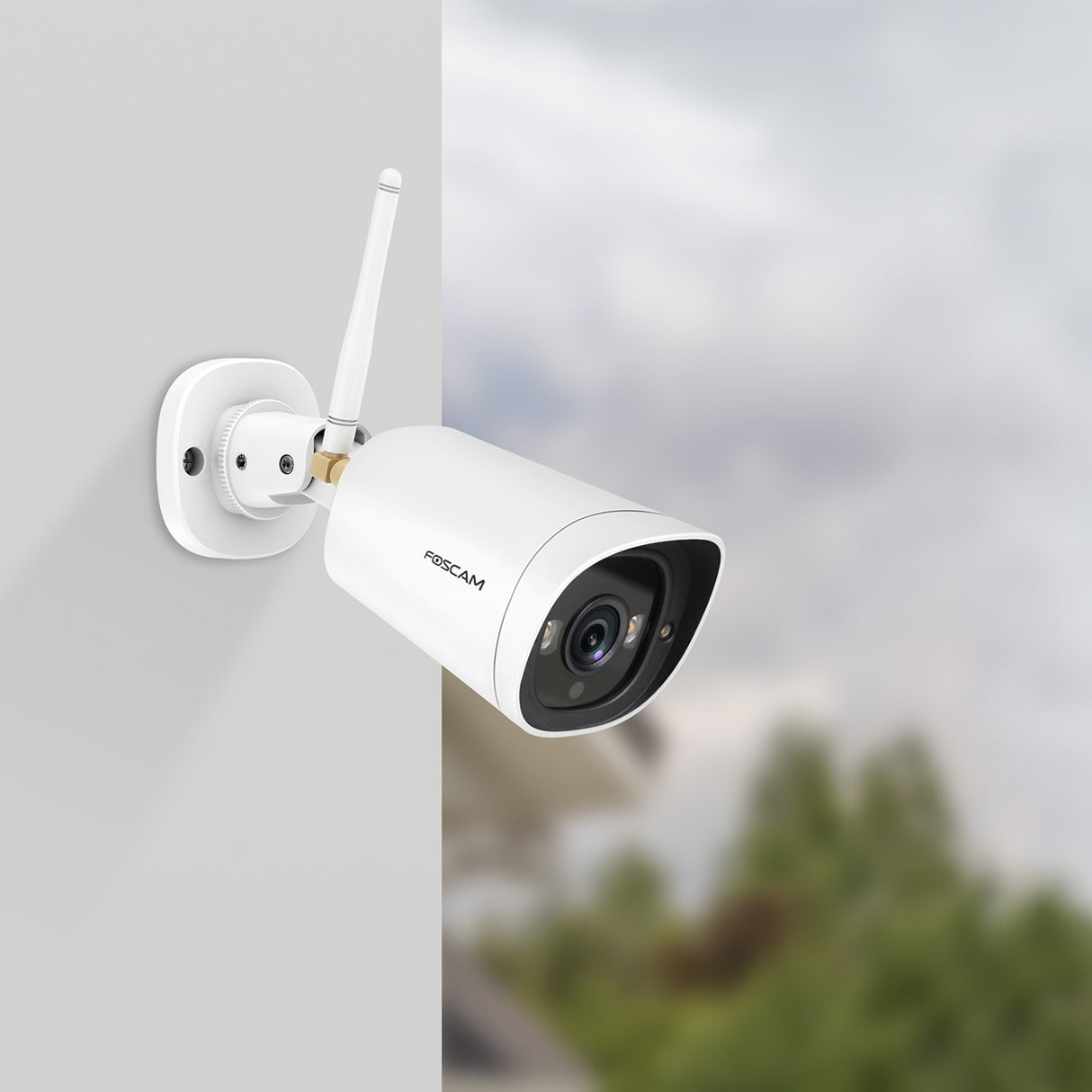 Foscam G4C, 2K Starlight WiFi udendørs sikkerhedskamera (hvid)