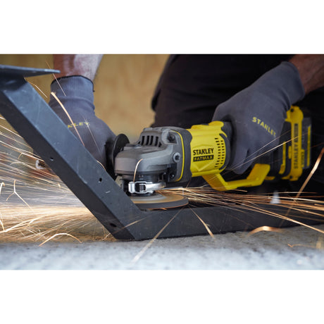 Stanley fatmax v20 18v vinkelsliber (gul sort, kuffert, 2 batterier (4.0ah) og oplader (4a) inkluderet)