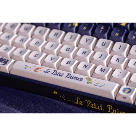 Iqunix F97 Starry Tryst RGB mekanisk gaming-tastatur (mørkeblåt, amerikansk layout (QWERTY), Iqunix Little Prince, 96%, RGB LED'er, hot-swappable, PBT, 2,4GHz | Bluetooth 5.1 | USB-C)