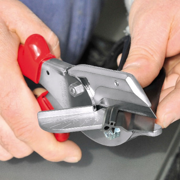 Knipex 94 35 215 geringsskærer til plast- og gummiprofiler