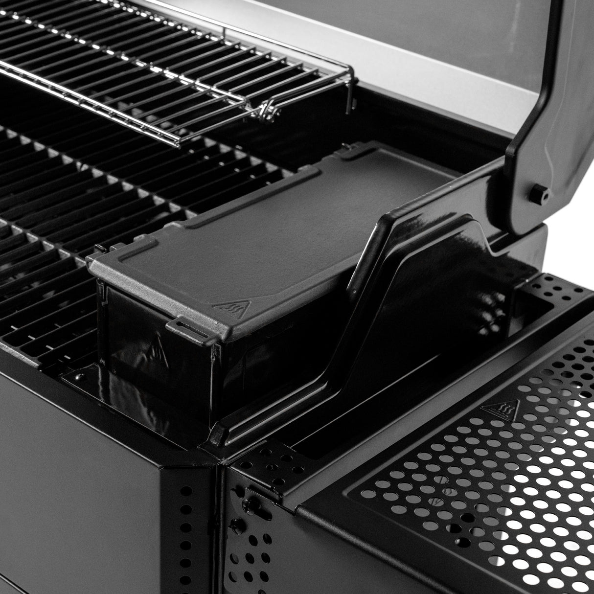 Masterbuilt Autoignite Series 545 Digital kulgrill og ryger (sort, WiFi-kontrol)