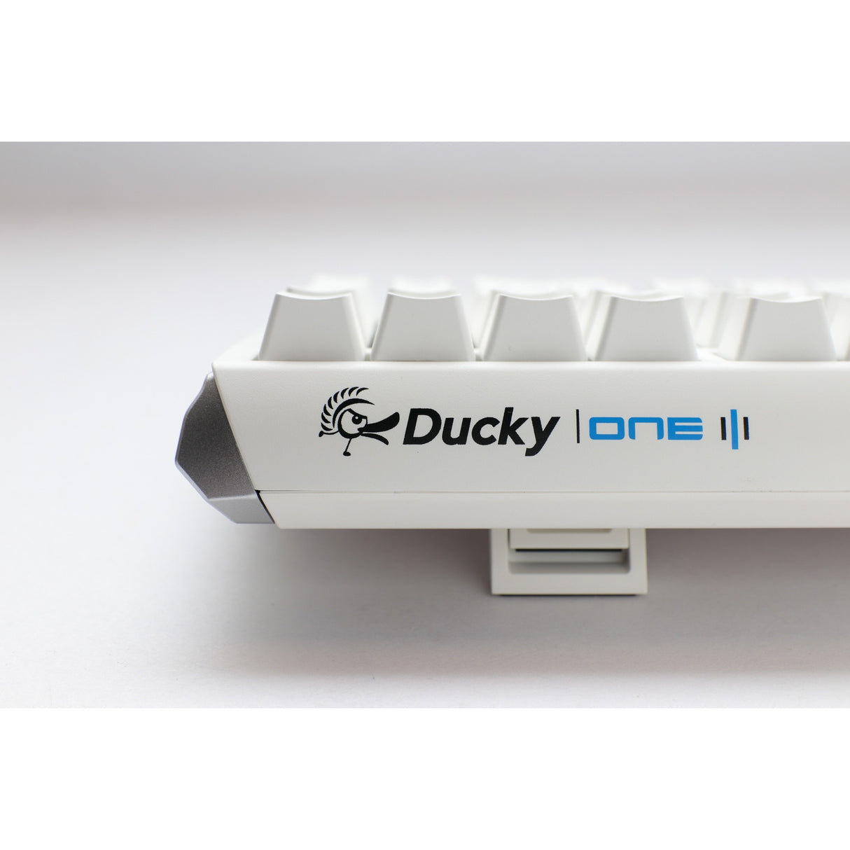 Ducky one 3 klassisk ren hvid tkl rgb mekanisk tastatur (hvid, us-layout (qwerty), cherry mx silent red, 80% (tkl), rgb lysdioder, double-shot pbt, hot-swappable, quack mekanik)