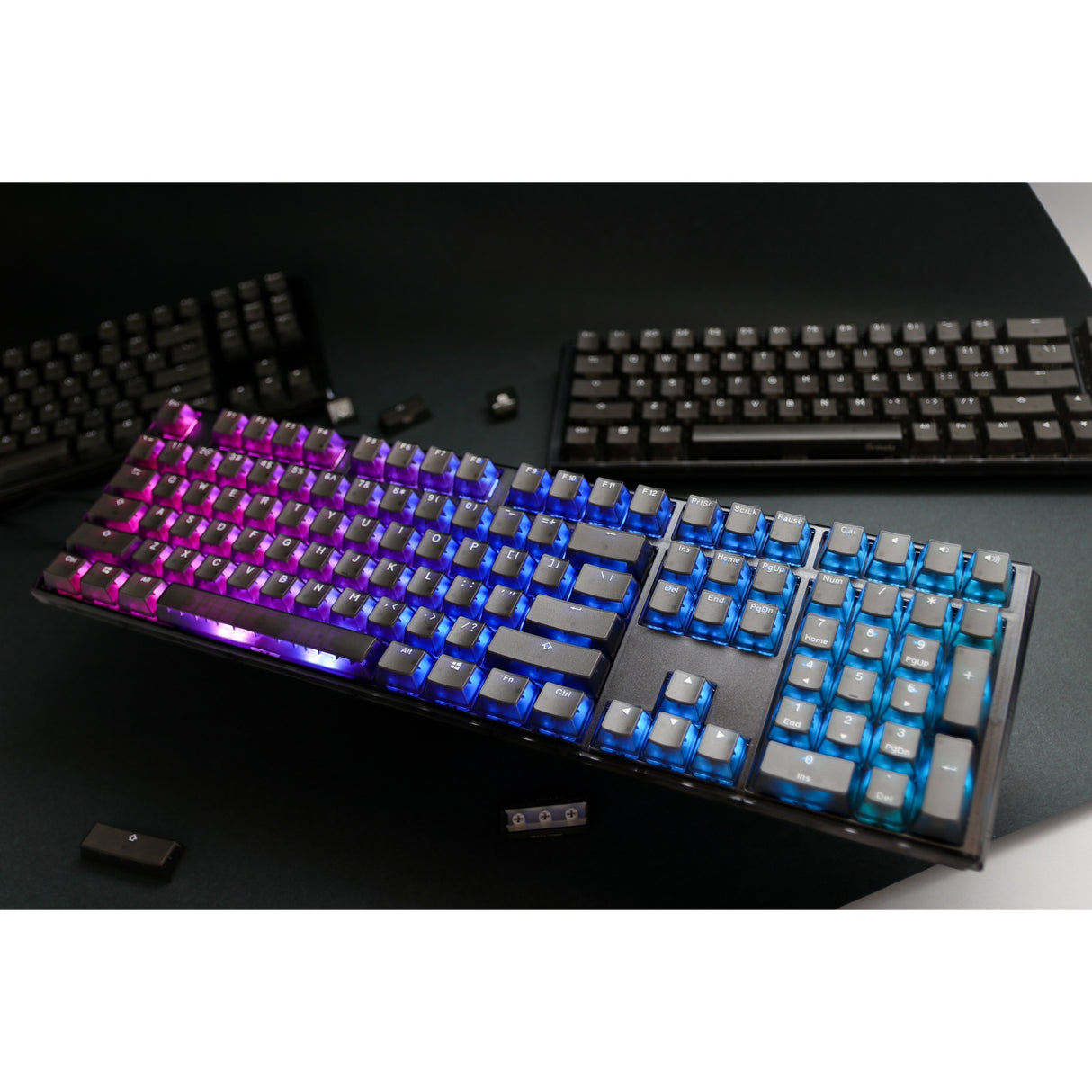 Ducky one 3 aura rgb mekanisk tastatur (sort, us-layout (qwerty), cherry mx brown, 100%, abs double shot, hot swap)