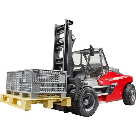 Bruder Linde HT160 gaffeltruck - med palle og 3 kasser - 16 tons lastekapacitet