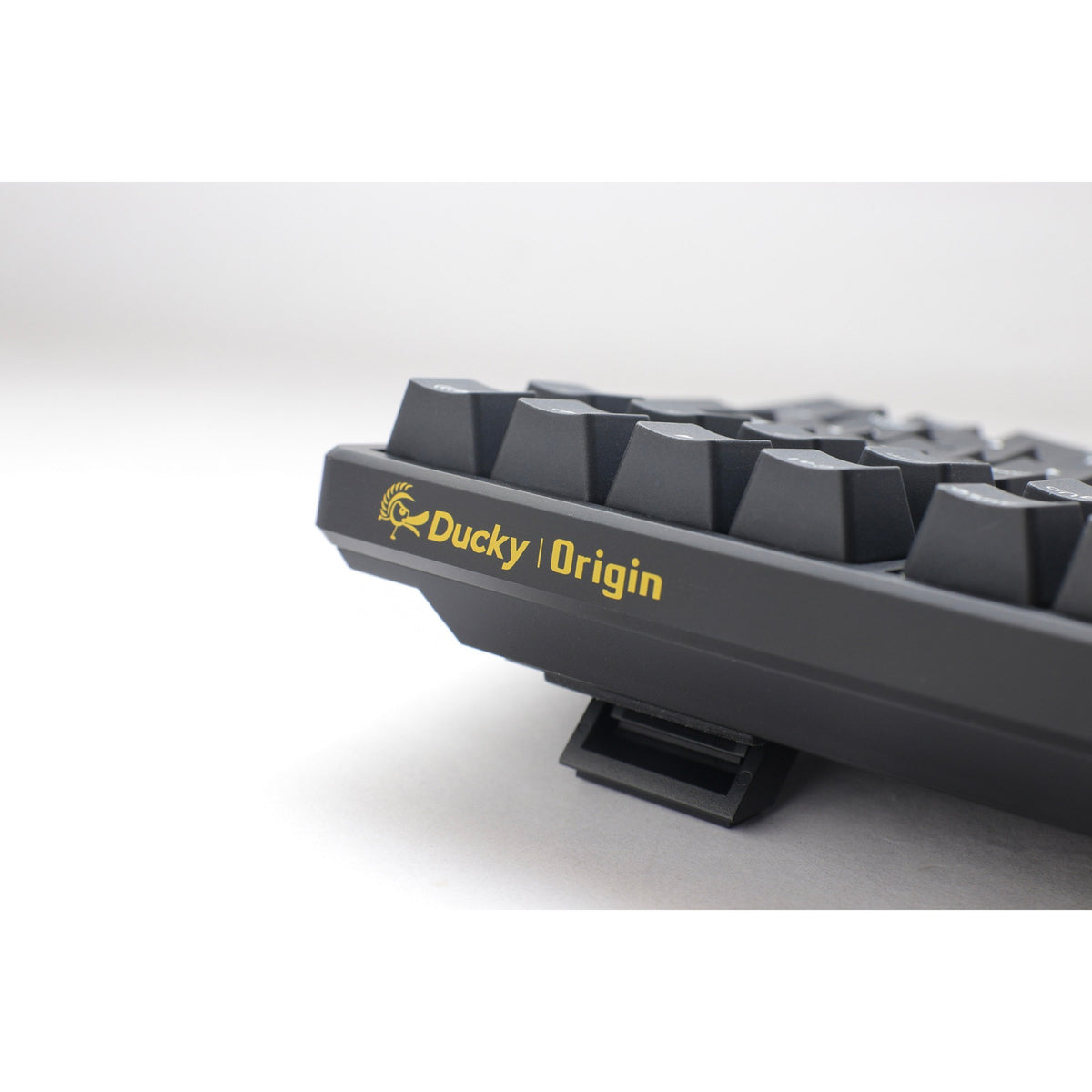 Ducky origin phantom black, tastatur (sort, us-layout, cherry mx red, hot swap, pbt double-shot keycaps)