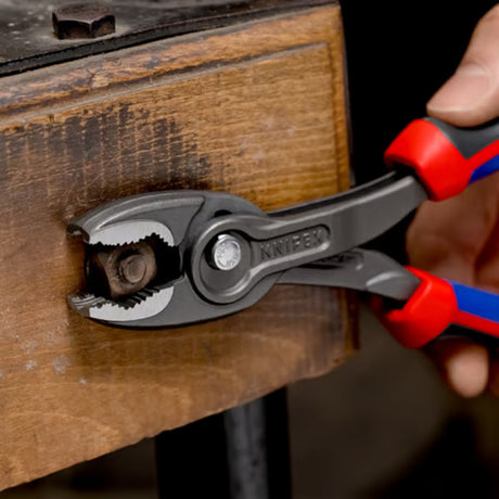 Knipex greb foran | længde 200 mm | polerede flerkomponentskeder | sort fosfateret | 1 stk - 82 02 200 - 82 02 200