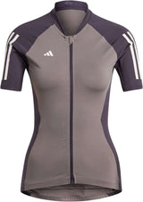 Adidas ess - dametrøje