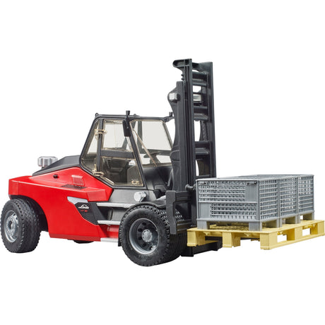 Bruder Linde HT160 gaffeltruck - med palle og 3 kasser - 16 tons lastekapacitet