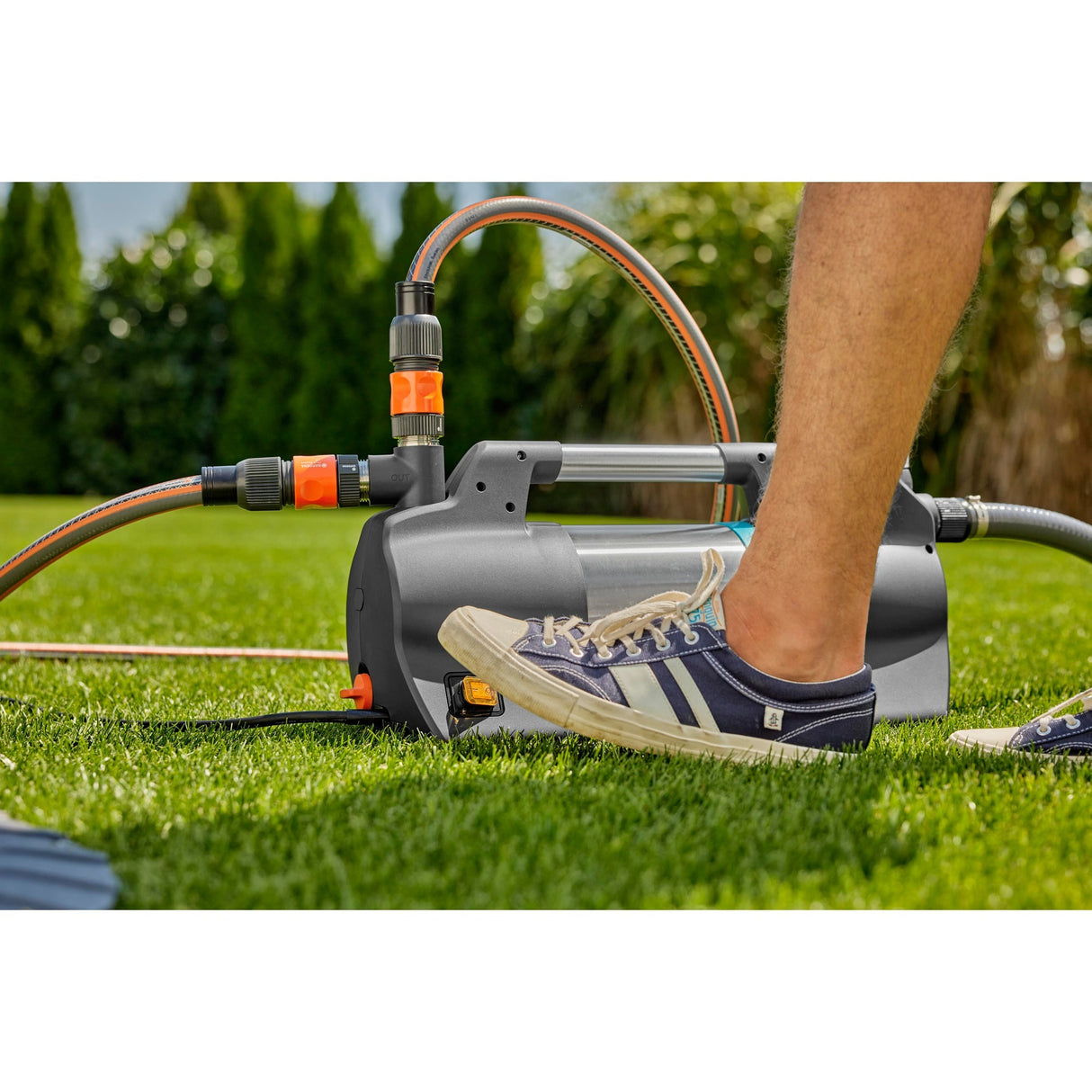Gardena vandpumpe 5600 silent+ (sort sølv)